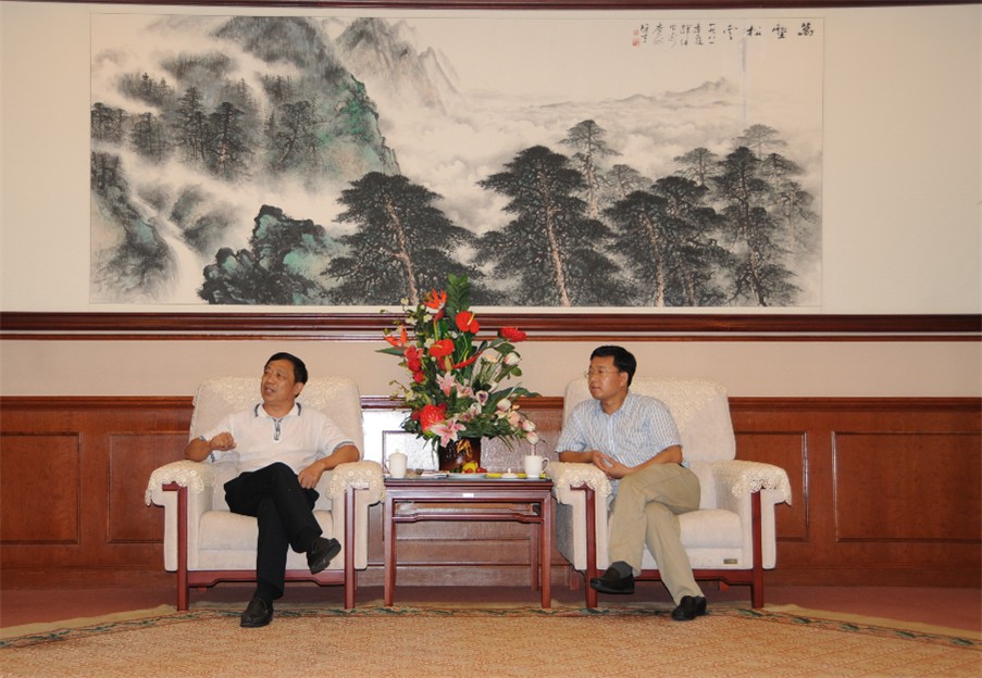 中施协副秘书长李清旭来乐鱼在线_乐鱼在线（中国）
调研